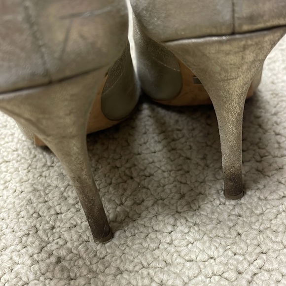 WORN - BEST OFFER USED BADGLEY MISCHKA PUMPS PRE-OWNED 6 - Picture 6 of 9